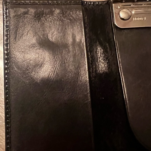 GUCCI BLACK PATENT LEATHER RING KEY HOLDER - Picture 9 of 16